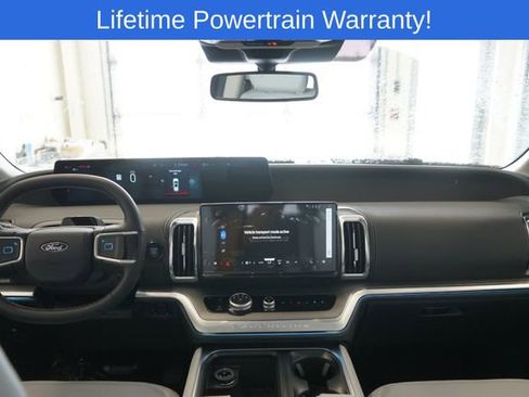 New 2026 Ford Expedition Platinum w/ Driver's Package image 29