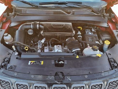 Used 2023 Jeep Compass Limited image 29