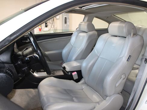 Used 2007 INFINITI G35 Coupe w/ Premium Pkg RWD image 19
