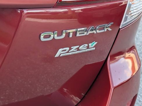 Used 2014 Subaru Outback 2.5i Premium image 16