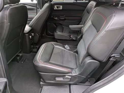 Used 2022 Ford Explorer ST-Line w/ Class IV Trailer Tow Package image 30