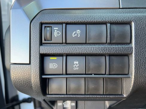 Used 2025 Toyota Tacoma TRD Off-Road image 14