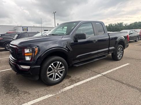 Used 2023 Ford F150 XL w/ STX Appearance Package AWD/4WD image 2