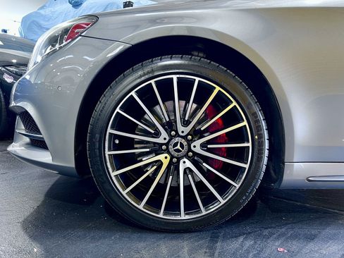 Used 2015 Mercedes-Benz S 550 Sedan image 30
