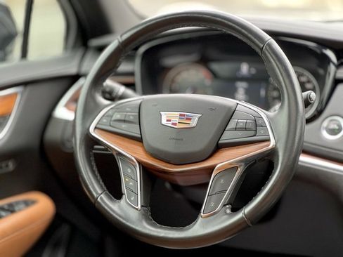 Used 2021 Cadillac XT5 Premium Luxury image 31