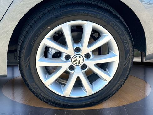 Used 2013 Volkswagen Jetta SE FWD image 31