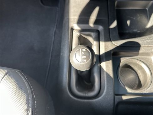 Used 2018 RAM 2500 Power Wagon w/ Luxury Group image 18