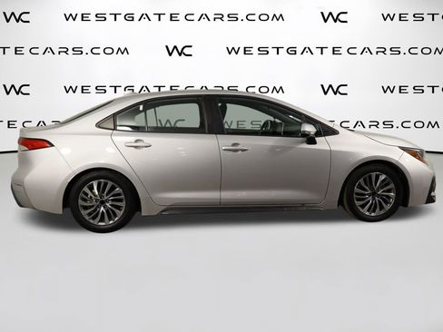 Used 2020 Toyota Corolla SE image 38