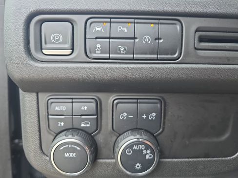 Certified 2024 Chevrolet Tahoe RST w/ Luxury Package AWD/4WD image 29