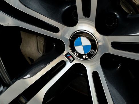 Used 2018 BMW 740i RWD image 11