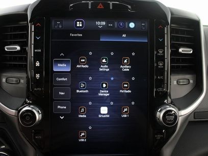 Used 2024 RAM 2500 Big Horn w/ Level 2 Equipment Group