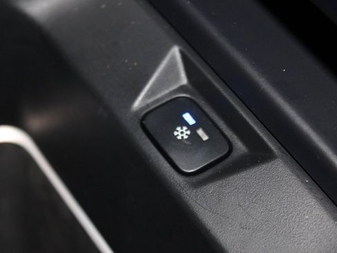 Used 2022 Land Rover Defender 110 XS Edition image 37