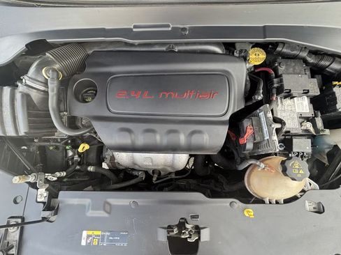 Used 2018 Jeep Compass Limited w/ Navigation Group AWD/4WD image 35