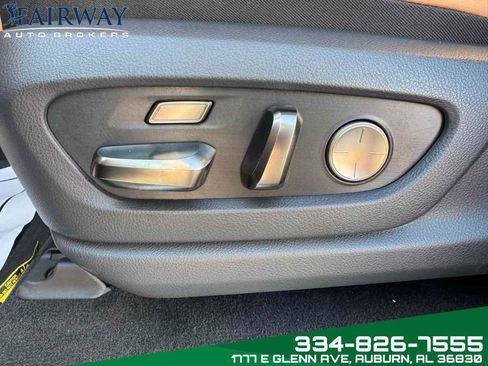 Used 2025 Lexus LX 600 4WD w/ Accessory Package (2T) image 17