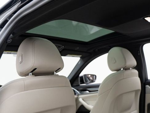 Used 2023 BMW 540i xDrive w/ M Sport Package image 20
