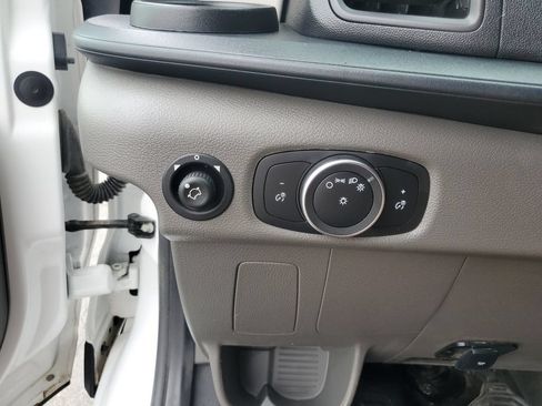 Used 2023 Ford Transit 350 DRW RWD image 26