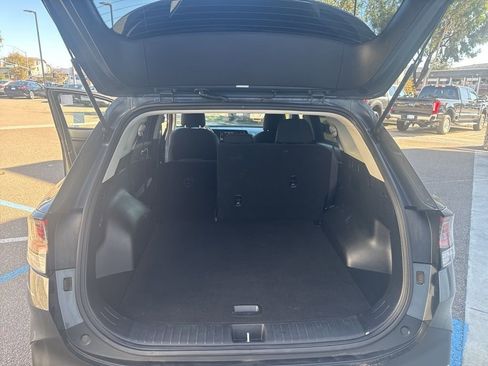 Used 2023 Kia Sportage LX image 8