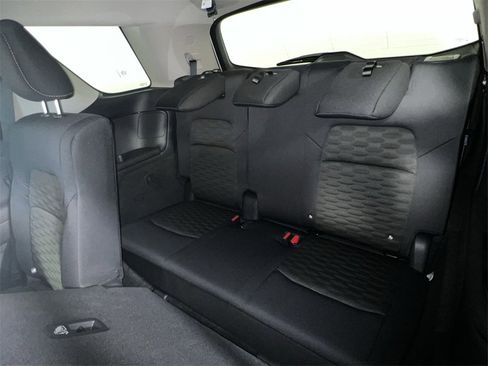 New 2025 Nissan Pathfinder SV image 25