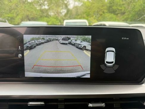 Used 2025 Kia Telluride S FWD image 7