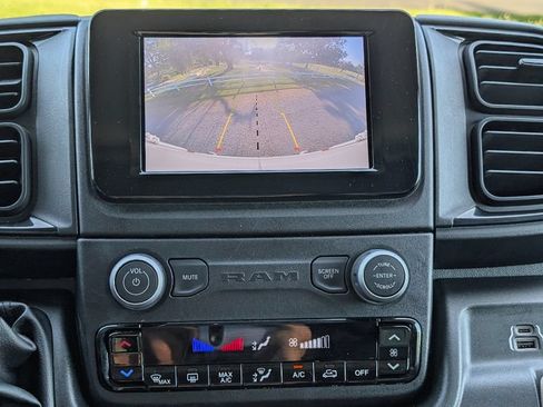 Used 2026 RAM ProMaster 2500 w/ Convenience Group FWD image 27