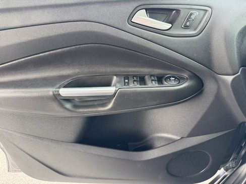 Used 2013 Ford C-MAX SEL image 29