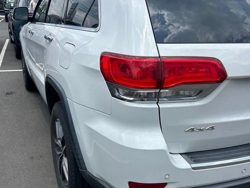 Used 2019 Jeep Grand Cherokee Limited AWD/4WD image 24
