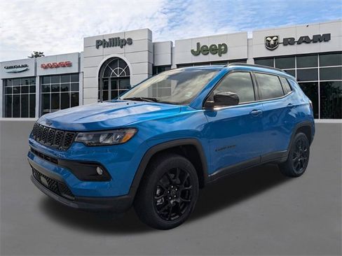 New 2026 Jeep Compass Latitude image 8