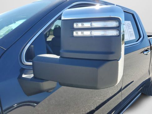 Used 2025 GMC Sierra 1500 Denali image 19