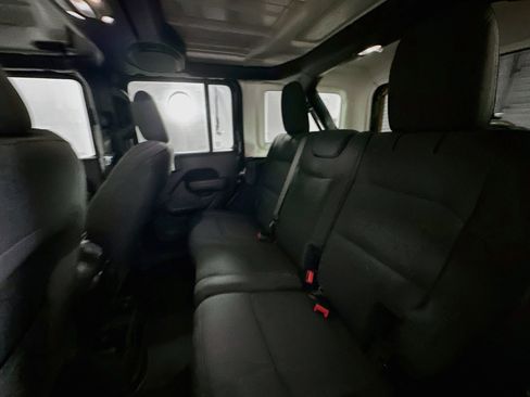 Used 2022 Jeep Wrangler Unlimited Sport AWD/4WD image 26
