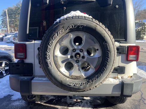 Used 2013 Jeep Wrangler Unlimited Sahara w/ Dual Top Group image 11