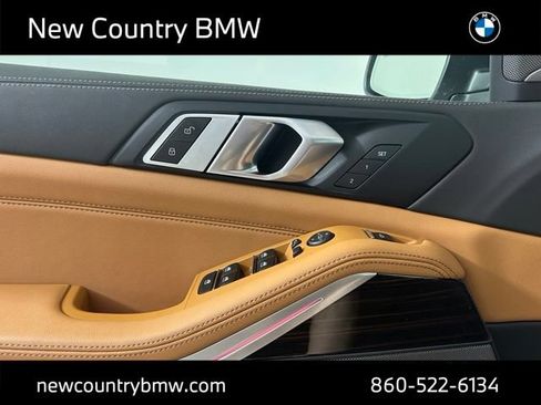Used 2026 BMW X5 xDrive40i w/ Premium Package AWD/4WD image 12