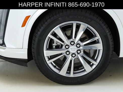 Used 2023 Cadillac XT6 Premium Luxury FWD image 5