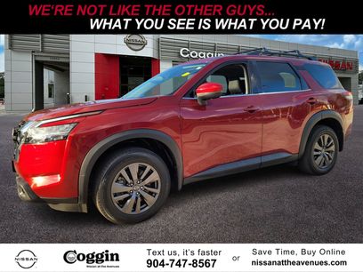 Certified 2022 Nissan Pathfinder SV