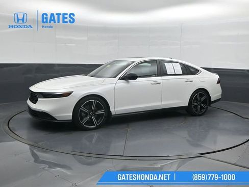 Used 2023 Honda Accord Sport image 7