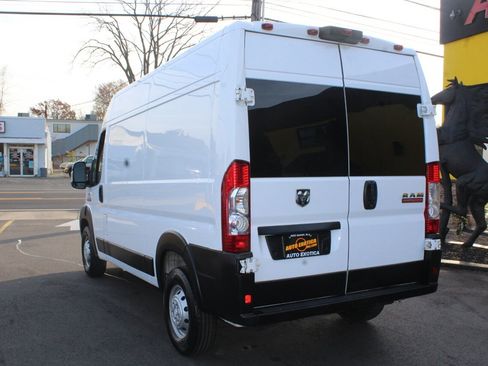 Used 2019 RAM ProMaster 2500 FWD image 2