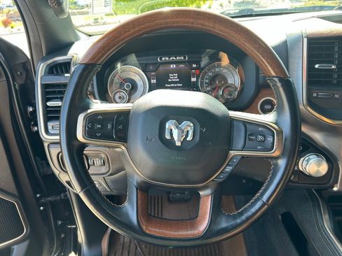 Used 2022 RAM 1500 Longhorn AWD/4WD image 10
