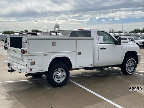 Used 2011 Chevrolet Silverado 2500 W/T RWD image 2