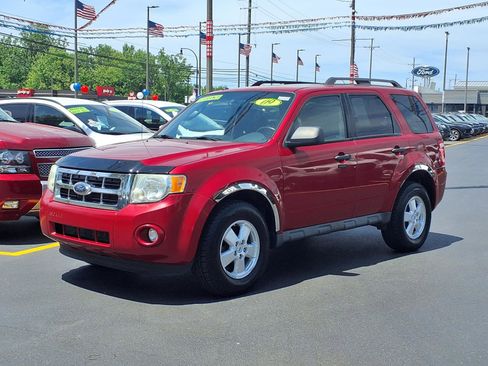 Used 2009 Ford Escape XLT FWD image 1