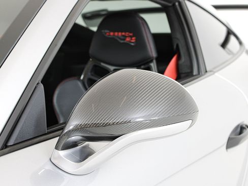 Used 2018 Porsche 911 GT2 RS RWD image 64