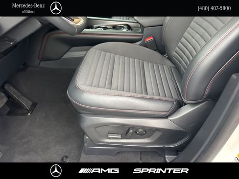 Used 2025 Ford Explorer ST-Line RWD image 13