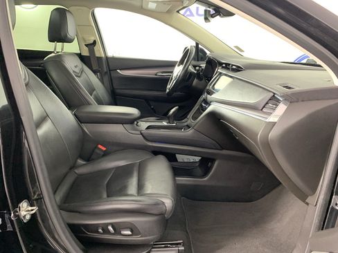 Used 2019 Cadillac XT5 Premium Luxury FWD image 42
