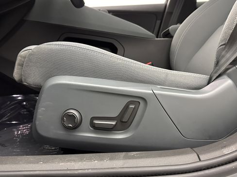 Used 2022 Polestar Polestar 2 w/ Plus Package image 13