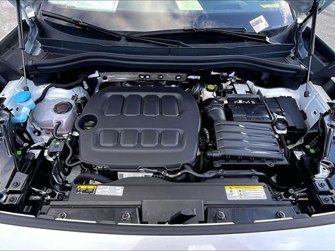 New 2026 Volkswagen Tiguan SE R-Line AWD/4WD image 15
