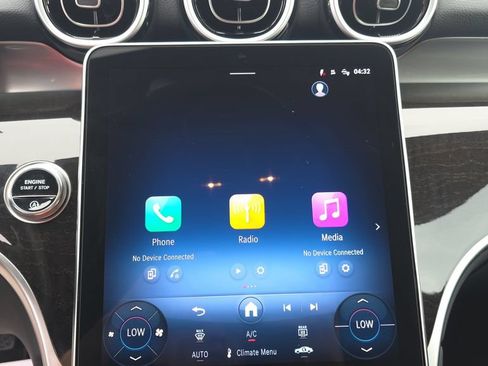 Certified 2025 Mercedes-Benz GLC 300 image 18