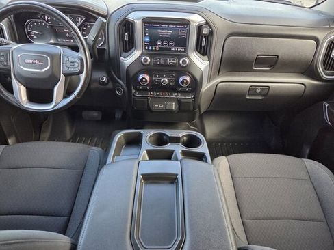 Used 2021 GMC Sierra 1500 SLE image 10