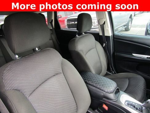 Used 2019 Dodge Journey SE w/ Connectivity Group image 12