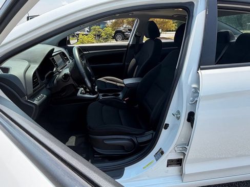 Used 2020 Hyundai Elantra Value Edition w/ Cargo Package (C1) FWD image 14