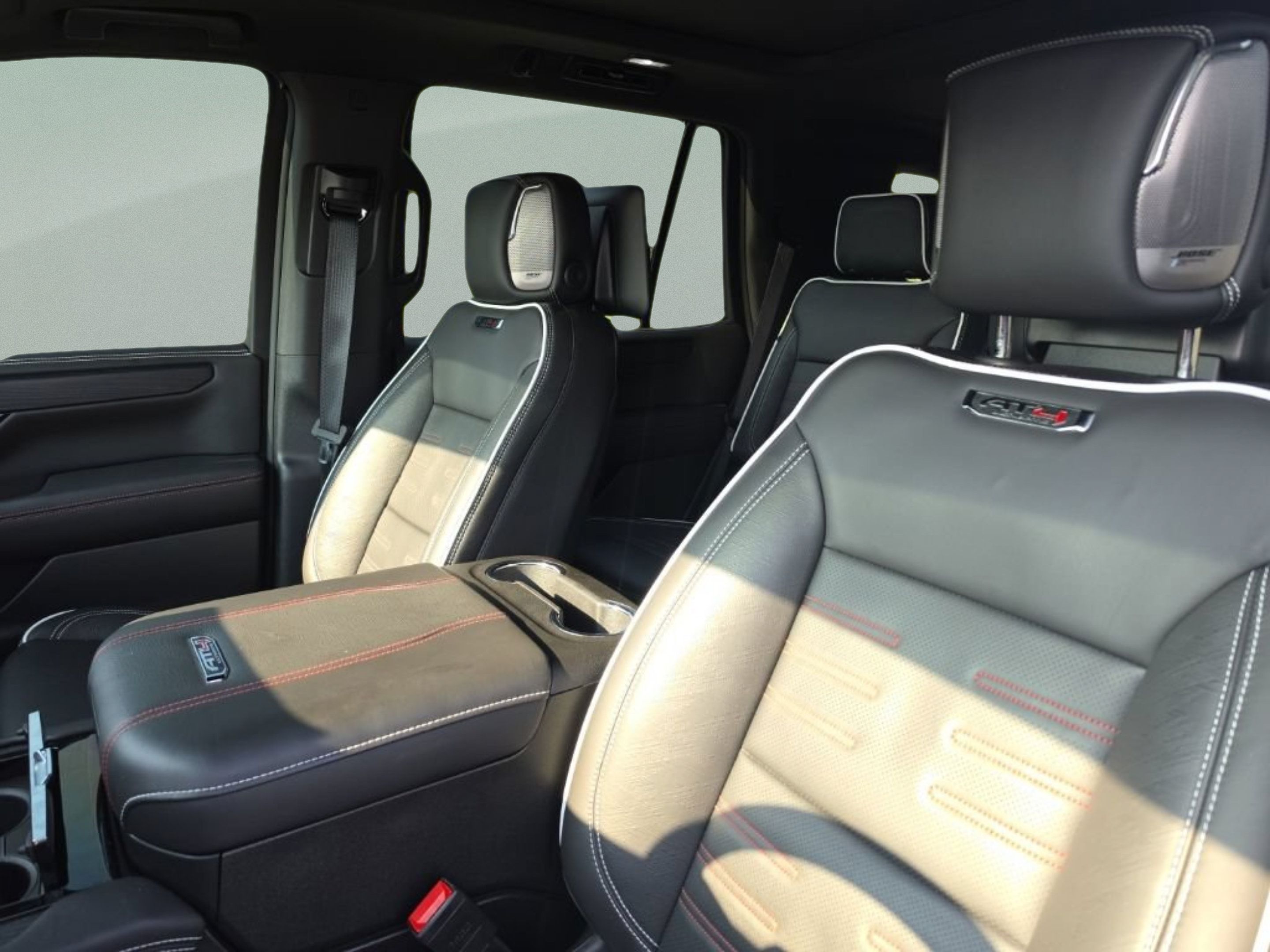 Used 2026 GMC Yukon AT4 Ultimate AWD/4WD image 23