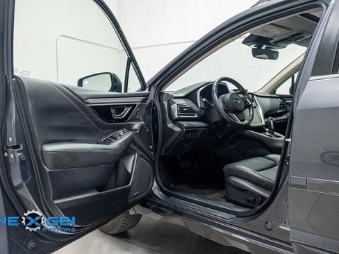 Used 2024 Subaru Outback Limited image 9