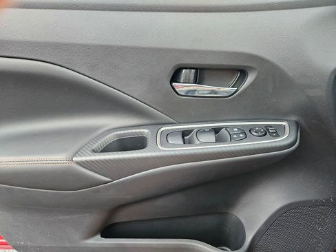 New 2025 Nissan Versa SR w/ Trunk Package image 11